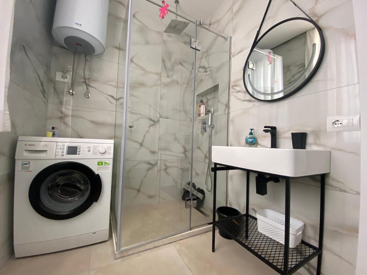 Newly Renovated Apartment Tirana Zewnętrze zdjęcie